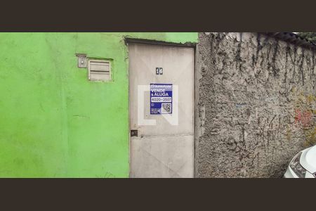 Casa à venda com 35m², 1 quarto e sem vaga Casa à venda com 35m², 1 quarto e sem vagaPlaca QA Instalada