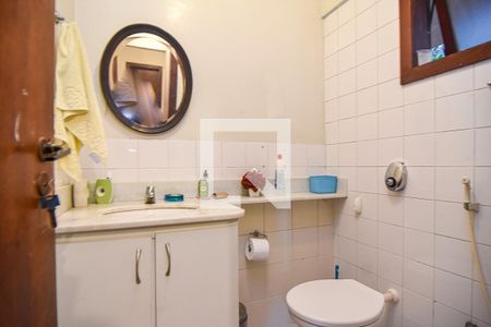 Casa à venda com 340m², 4 quartos e 4 vagasÁrea de Serviço