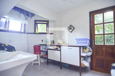 Casa à venda com 340m², 4 quartos e 4 vagasÁrea de Serviço