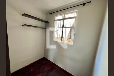 Quarto 1 de apartamento para alugar com 3 quartos, 70m² em Guarani, Belo Horizonte