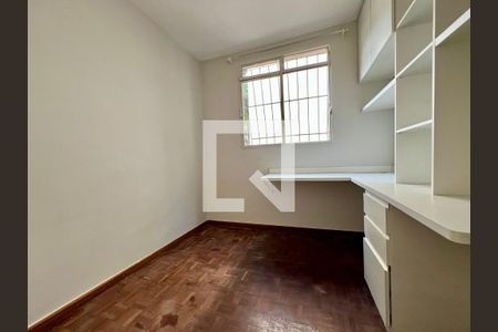 Quarto 2 de apartamento para alugar com 3 quartos, 70m² em Guarani, Belo Horizonte