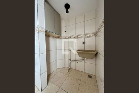 Apartamento para alugar com 70m², 3 quartos e 1 vagaÁrea de Serviço