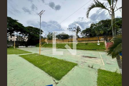 Apartamento para alugar com 70m², 3 quartos e 1 vagaQuadra - Condomínio