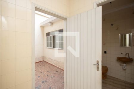 Casa para alugar com 150m², 2 quartos e 1 vagaCorredor