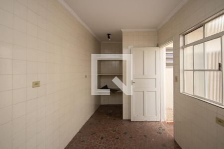 Casa para alugar com 150m², 2 quartos e 1 vagaÁrea de Serviço