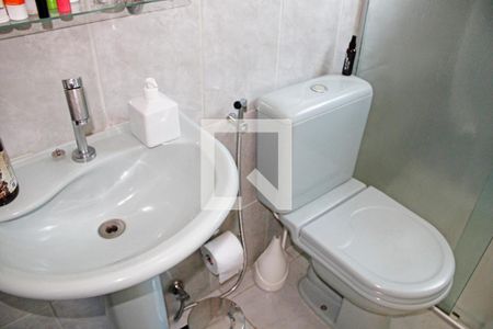 Casa de condomínio para alugar com 1100m², 3 quartos e 4 vagasBanheiro 1