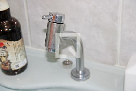 Casa de condomínio para alugar com 1100m², 3 quartos e 4 vagasBanheiro 1