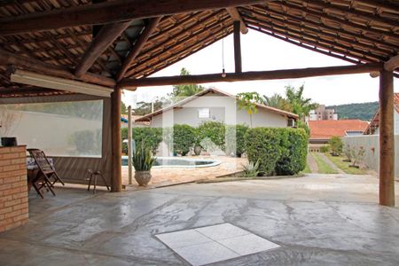 Casa de condomínio para alugar com 1100m², 3 quartos e 4 vagasÁrea comum