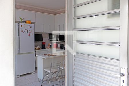 Casa de condomínio para alugar com 1100m², 3 quartos e 4 vagasCozinha