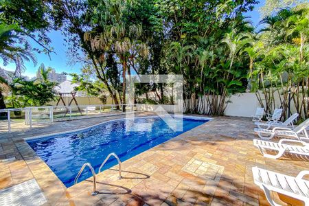 Apartamento à venda com 81m², 3 quartos e 2 vagasÁrea comum - Piscina