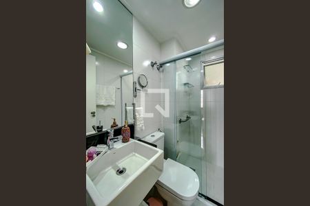 Apartamento à venda com 81m², 3 quartos e 2 vagasBanheiro