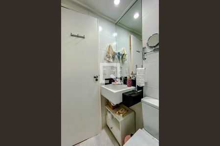 Apartamento à venda com 81m², 3 quartos e 2 vagasBanheiro