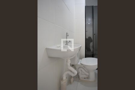 Apartamento para alugar com 43m², 2 quartos e sem vagaBanheiro