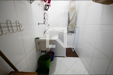 Casa à venda com 590m², 4 quartos e sem vagaÁrea de Serviço