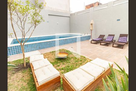 Apartamento para alugar com 38m², 2 quartos e sem vaga Apartamento para alugar com 38m², 2 quartos e sem vagaÁrea comum - Piscina