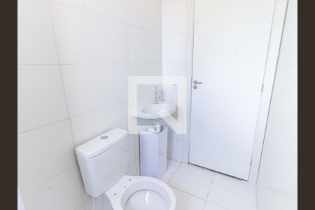 Apartamento para alugar com 38m², 2 quartos e sem vaga Apartamento para alugar com 38m², 2 quartos e sem vagaBanheiro