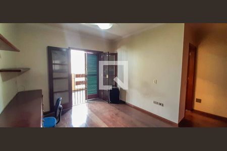 Casa à venda com 296m², 3 quartos e 6 vagasSuíte 2