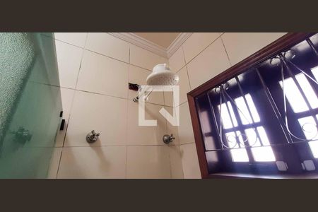 Casa à venda com 296m², 3 quartos e 6 vagasBanheiro