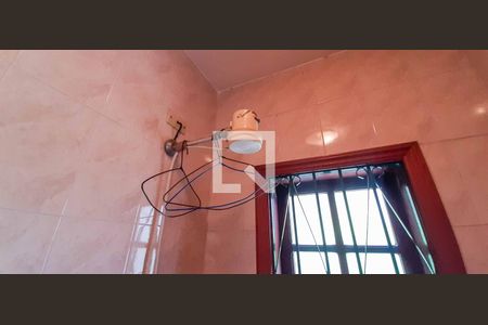 Casa à venda com 296m², 3 quartos e 6 vagasBanheiro 