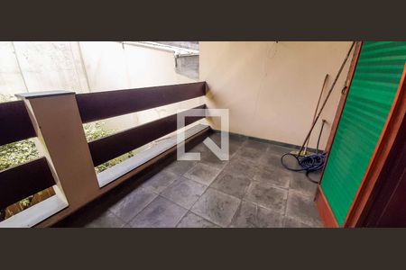 Casa à venda com 296m², 3 quartos e 6 vagasVaranda da Suíte 2