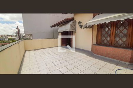 Casa à venda com 296m², 3 quartos e 6 vagasÁrea externa