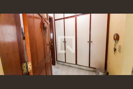 Casa à venda com 296m², 3 quartos e 6 vagasDispensa