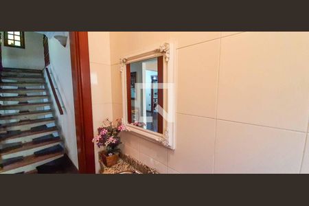 Casa à venda com 296m², 3 quartos e 6 vagasBanheiro