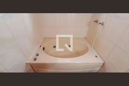 Casa à venda com 296m², 3 quartos e 6 vagasBanheiro