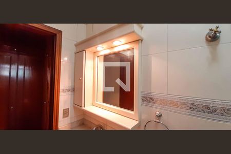 Casa à venda com 296m², 3 quartos e 6 vagasBanheiro