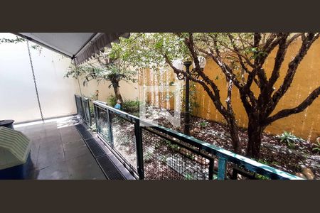 Casa à venda com 296m², 3 quartos e 6 vagasSacada