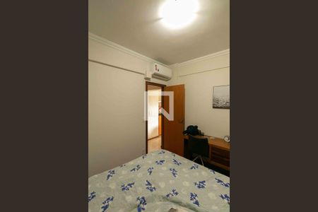 Apartamento à venda com 156m², 3 quartos e 3 vagas Apartamento à venda com 156m², 3 quartos e 3 vagasQuarto 1