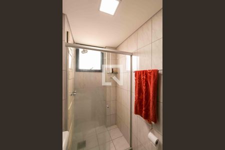 Apartamento à venda com 156m², 3 quartos e 3 vagas Apartamento à venda com 156m², 3 quartos e 3 vagasBanheiro Social