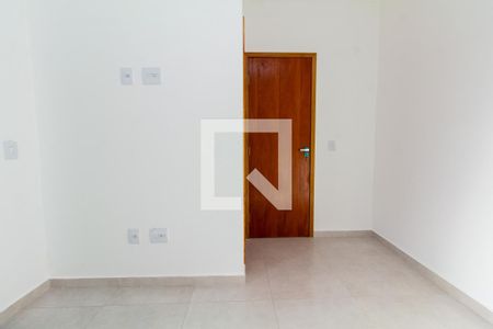 Casa à venda com 84m², 3 quartos e 2 vagas Casa à venda com 84m², 3 quartos e 2 vagasQuarto 3 - suíte com varanda