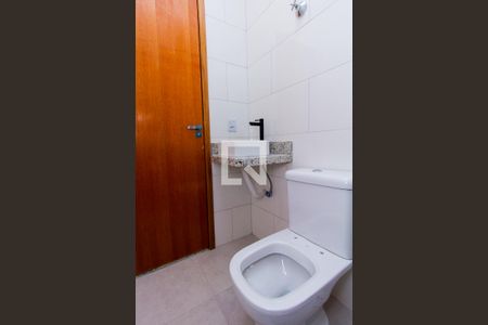 Casa à venda com 84m², 3 quartos e 2 vagas Casa à venda com 84m², 3 quartos e 2 vagasBanheiro 2