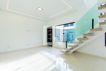 Sala de casa à venda com 3 quartos, 84m² em Vila Santa Teresa (zona Leste), São Paulo