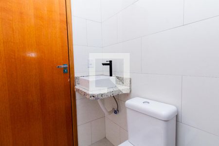 Casa à venda com 84m², 3 quartos e 2 vagas Casa à venda com 84m², 3 quartos e 2 vagasBanheiro 2