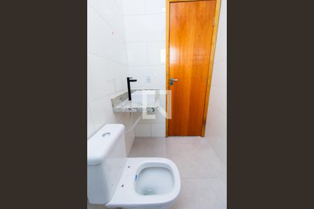 Casa à venda com 84m², 3 quartos e 2 vagas Casa à venda com 84m², 3 quartos e 2 vagasBanheiro - suíte