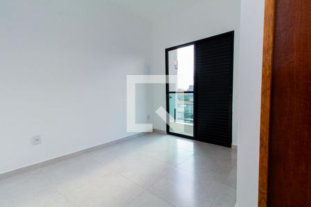 Casa à venda com 84m², 3 quartos e 2 vagas Casa à venda com 84m², 3 quartos e 2 vagasQuarto 3 - suíte com varanda