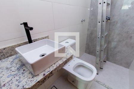 Casa à venda com 84m², 3 quartos e 2 vagas Casa à venda com 84m², 3 quartos e 2 vagasBanheiro 2