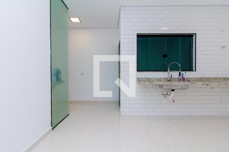 Casa à venda com 84m², 3 quartos e 2 vagas Casa à venda com 84m², 3 quartos e 2 vagasCozinha