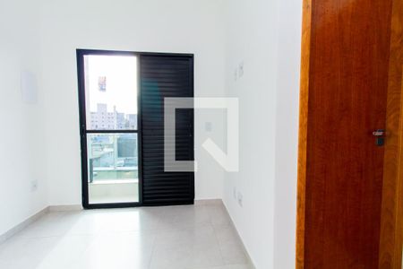 Casa à venda com 84m², 3 quartos e 2 vagas Casa à venda com 84m², 3 quartos e 2 vagasQuarto 3 - suíte com varanda