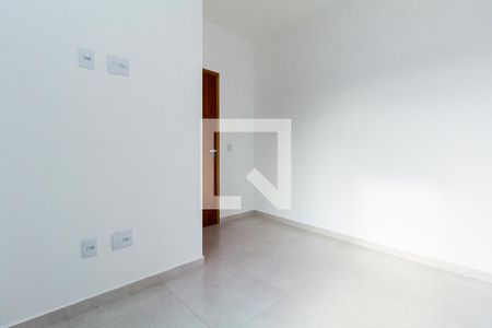 Casa à venda com 84m², 3 quartos e 2 vagas Casa à venda com 84m², 3 quartos e 2 vagasQuarto 3 - suíte com varanda