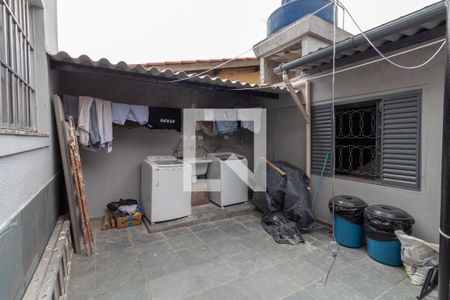 Casa à venda com 230m², 3 quartos e sem vagaÁrea de Serviço