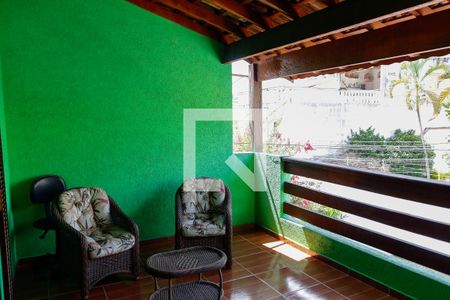 Casa à venda com 200m², 3 quartos e 2 vagas Casa à venda com 200m², 3 quartos e 2 vagasGaragem