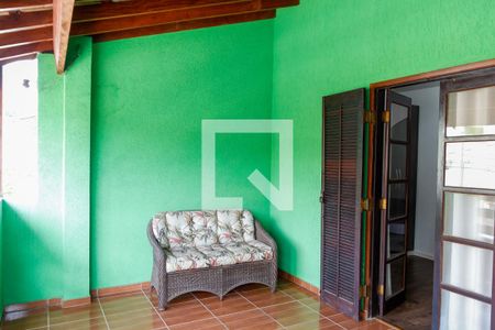 Casa à venda com 200m², 3 quartos e 2 vagas Casa à venda com 200m², 3 quartos e 2 vagasGaragem