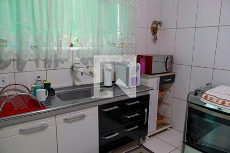Casa à venda com 200m², 3 quartos e 2 vagas Casa à venda com 200m², 3 quartos e 2 vagasCozinha