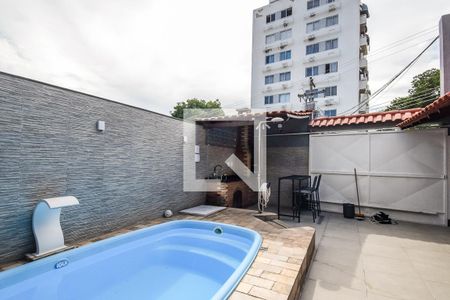 Casa para alugar com 130m², 2 quartos e 1 vaga Casa para alugar com 130m², 2 quartos e 1 vagaVaranda