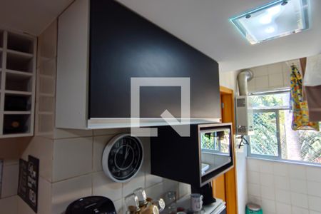 Apartamento à venda com 100m², 3 quartos e 2 vagascozinha e área de serviço