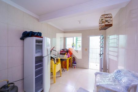 Casa à venda com 175m², 4 quartos e 2 vagas Casa à venda com 175m², 4 quartos e 2 vagasCozinha 2