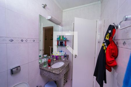 Casa à venda com 175m², 4 quartos e 2 vagas Casa à venda com 175m², 4 quartos e 2 vagasBanheiro Social